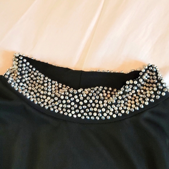 Nik & Nash Elegant Black Shift Dress with Beaded Neckline Mother of the bride - Picture 5 of 5